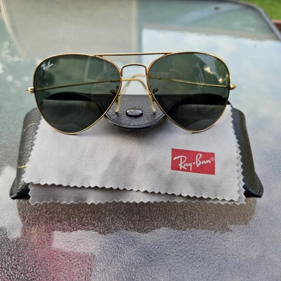 Ray Ban Aviator Sunglasses - Picture 1 of 2